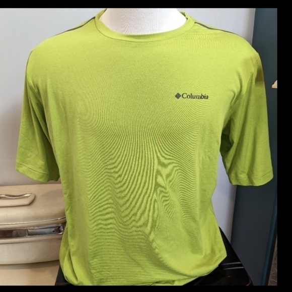 Columbia Crew Neck Shirt - Men's Tech Trail Lime Tee, Size Large Tall - Picture 2 of 10